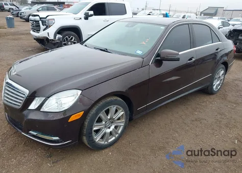 2013 Mercedes-Benz E 350 from USA, damaged, VIN WDDHF5KB2DA725246